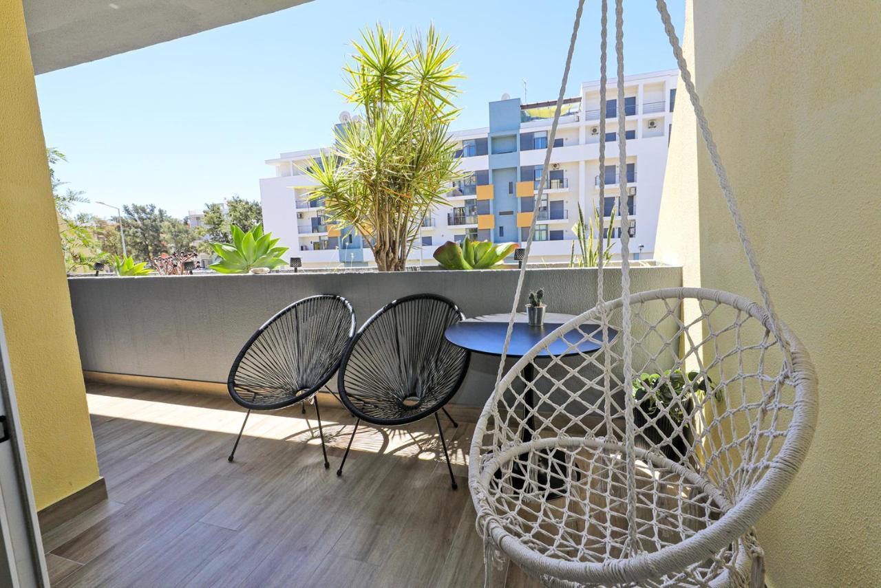 B11 - Beach Way Apartment Lagos Luaran gambar