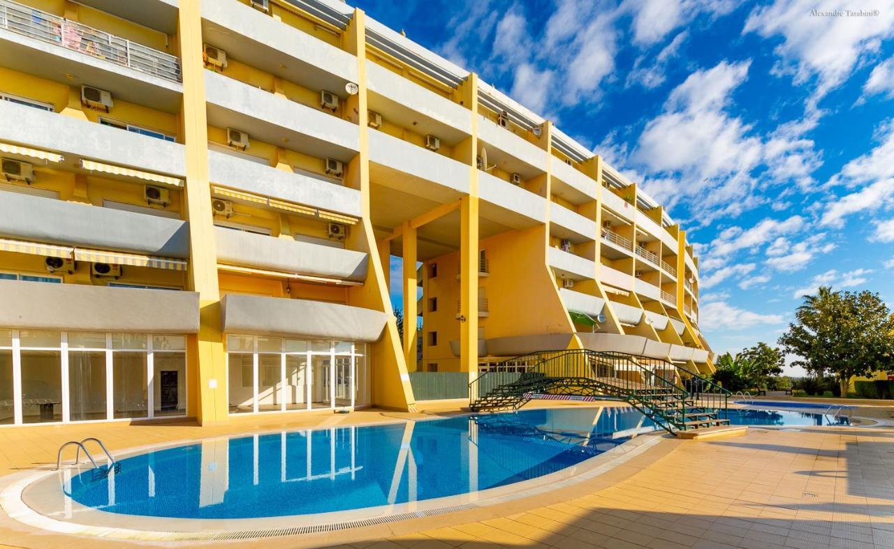 B11 - Beach Way Apartment Lagos Luaran gambar