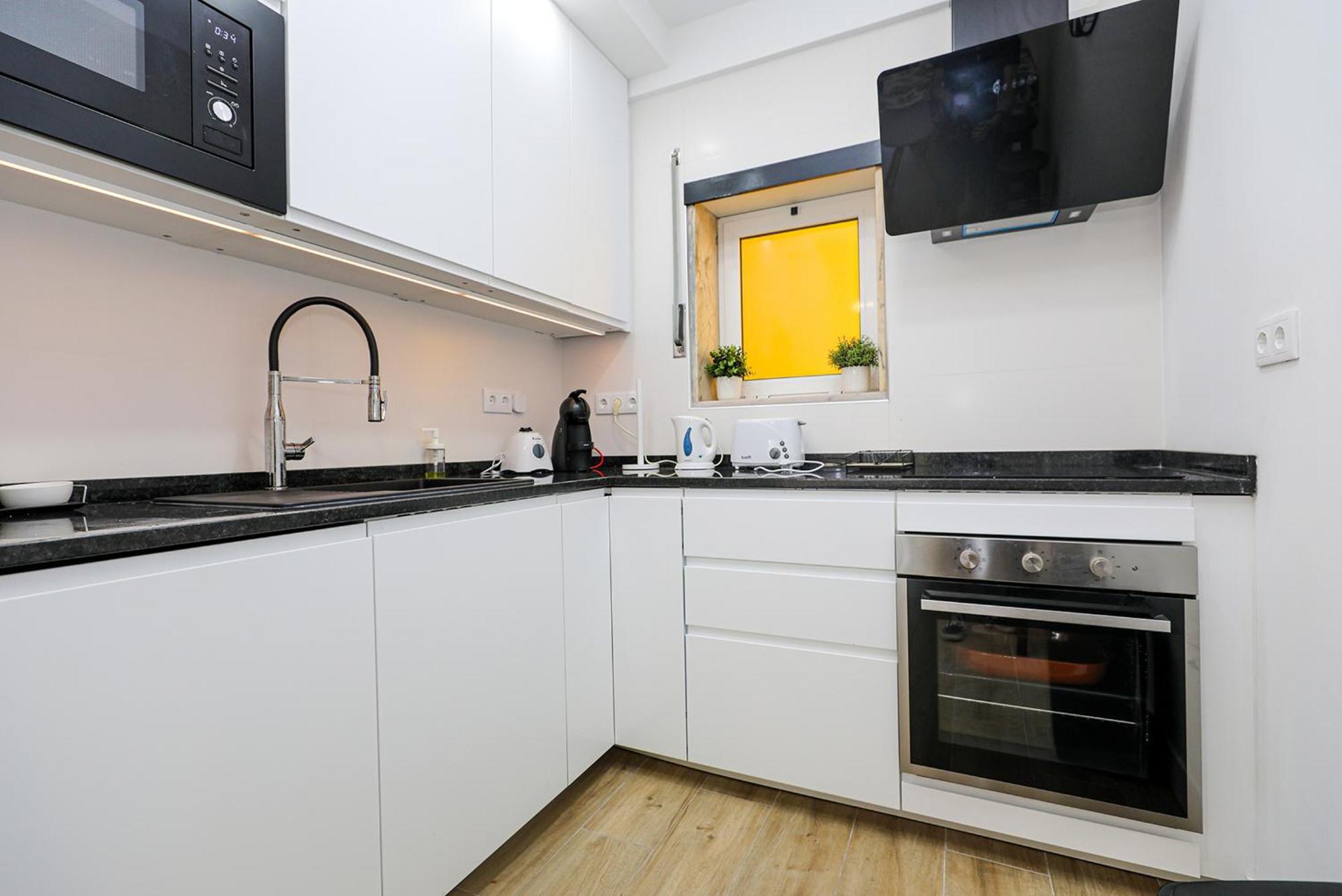 B11 - Beach Way Apartment Lagos Luaran gambar