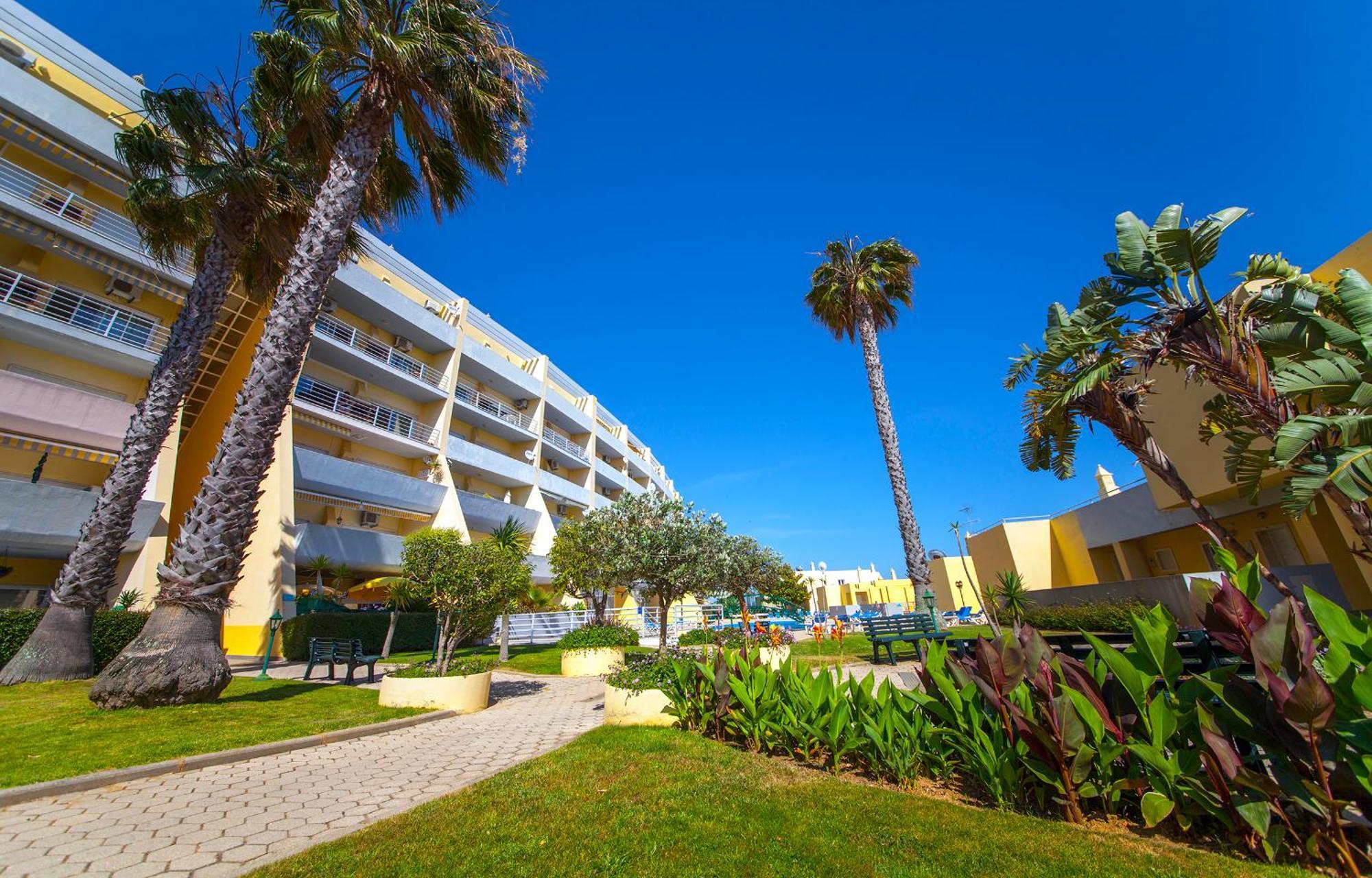 B11 - Beach Way Apartment Lagos Luaran gambar